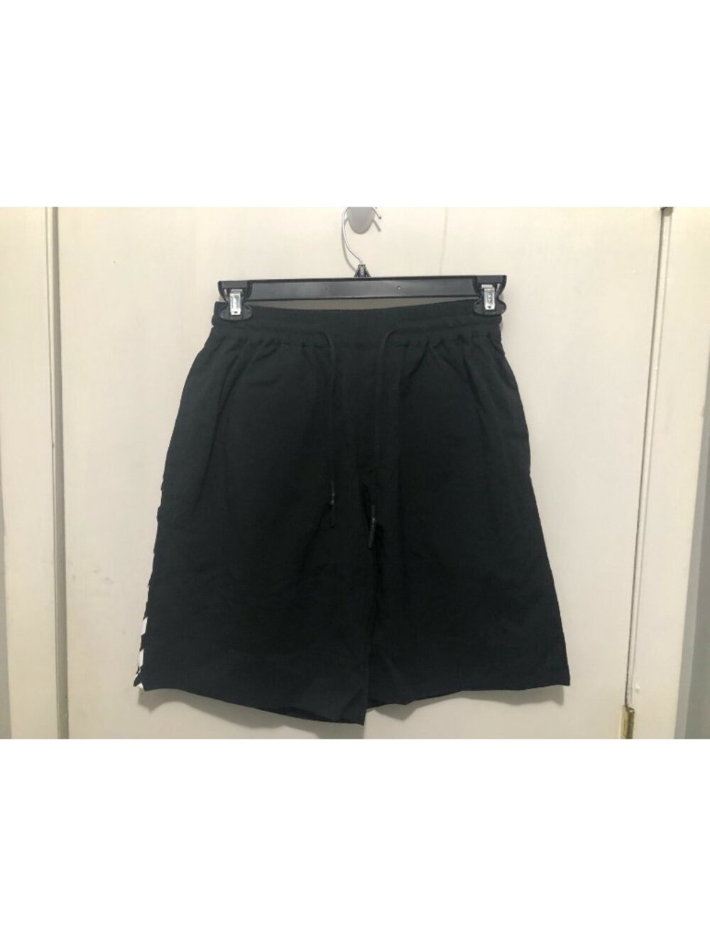 New KORAL Mens Athletic Shorts Swimtrunks Elastic Waist SZ Medium Inseam 10"